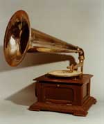 Phonographe avec un moteur � air chaud